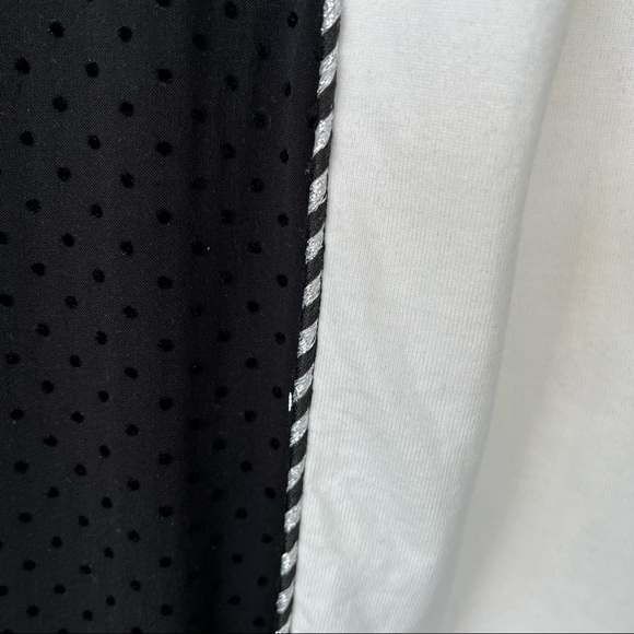 •Hanna Andersson• Soft Knit Cream/Black Dress - Size 8 - Picture 4 of 9